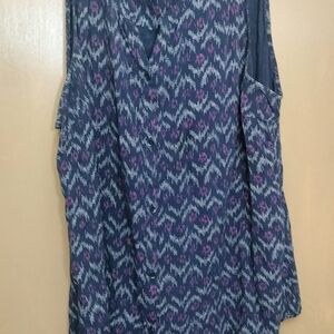 Eddie Bauer Navy and Purple Patterned Top